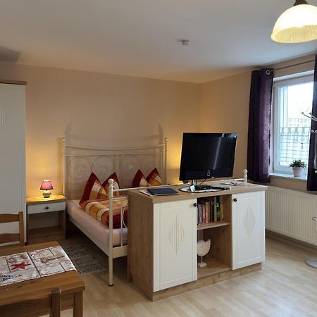 Pretty Apartment In Wiek With Garden Wiek auf Rügen Εξωτερικό φωτογραφία