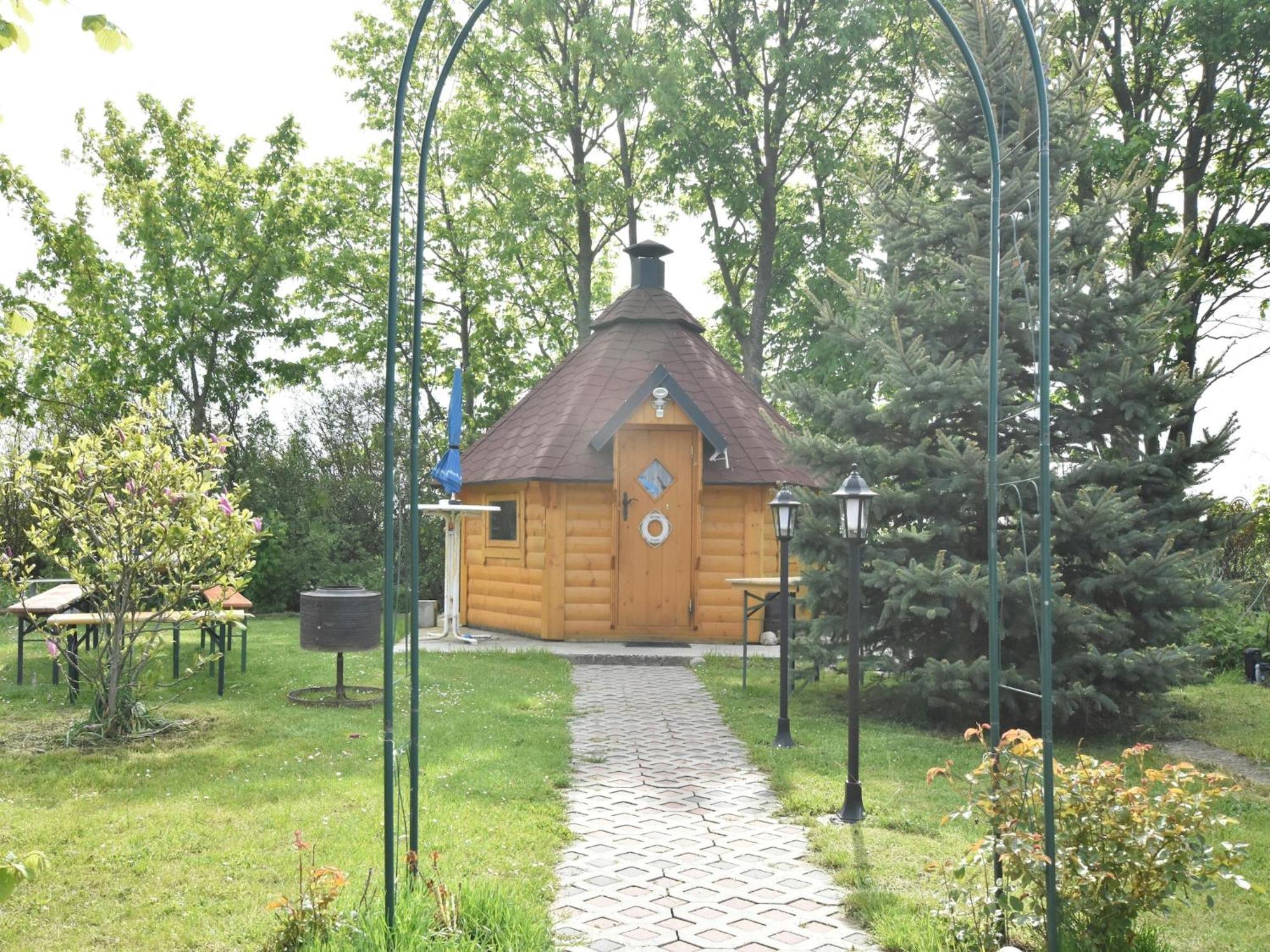Pretty Apartment In Wiek With Garden Wiek auf Rügen Εξωτερικό φωτογραφία