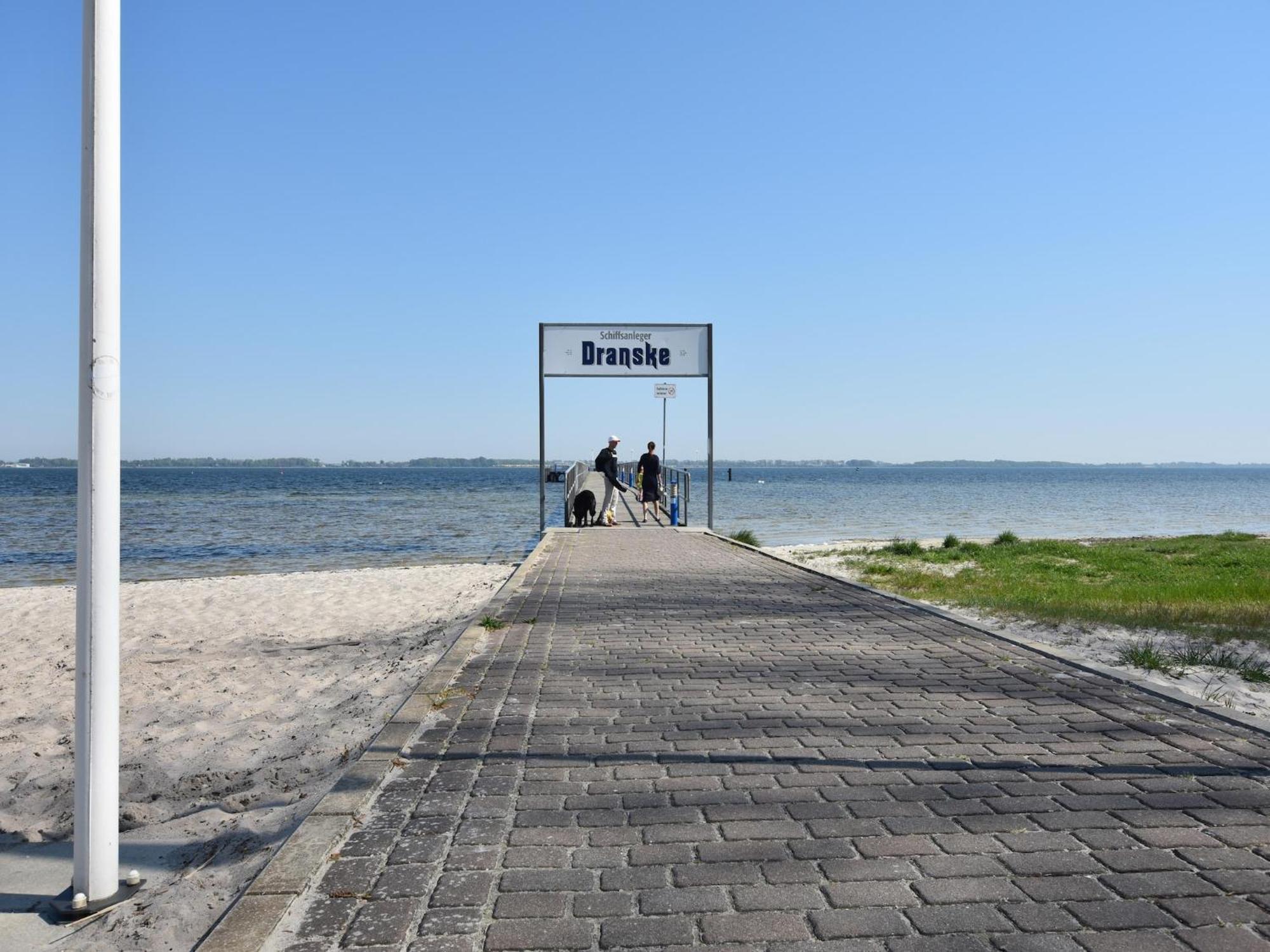 Pretty Apartment In Wiek With Garden Wiek auf Rügen Εξωτερικό φωτογραφία