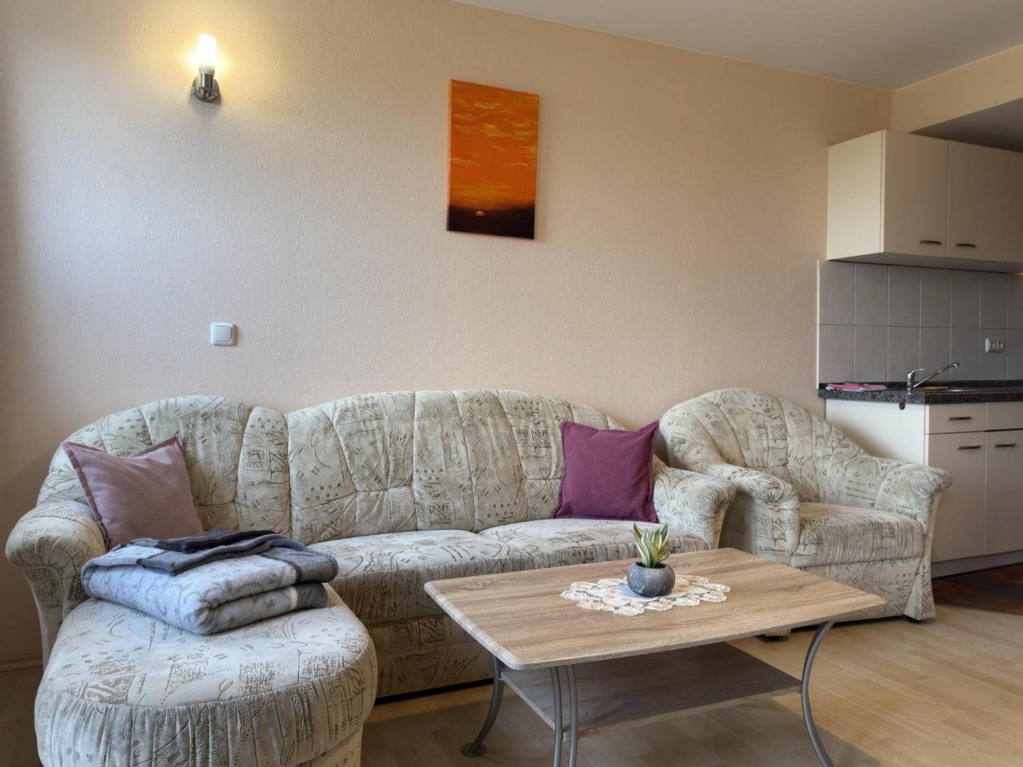 Pretty Apartment In Wiek With Garden Wiek auf Rügen Εξωτερικό φωτογραφία